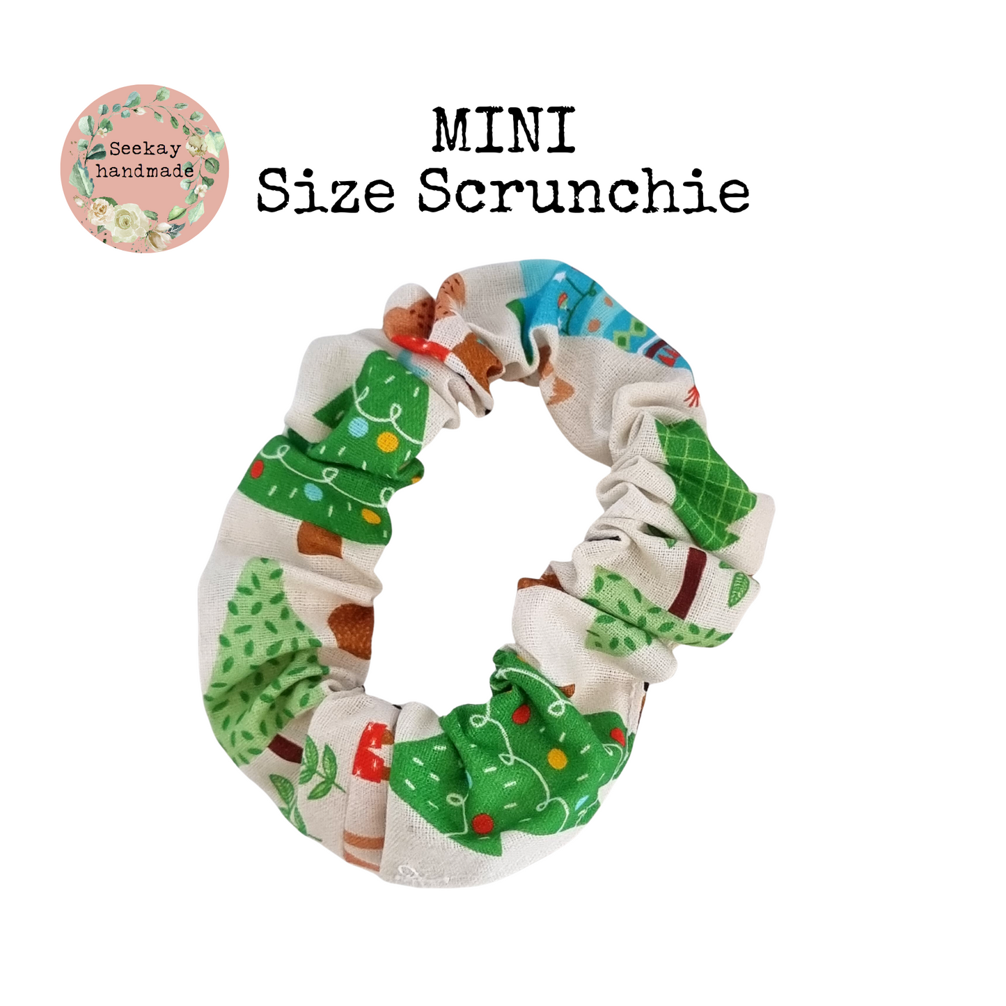 Mini Scrunchie- white christmas pattern